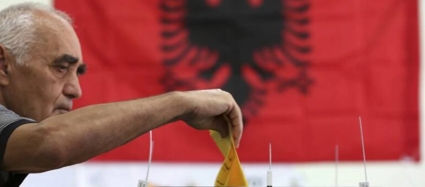 Αλβανία: Έκλεισαν οι κάλπες των εκλογών - Στο 48% η προσέλευση των πολιτών